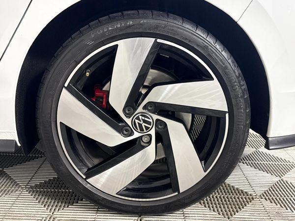 2024-Volkswagen-Golf-8-GTI-20-TSI-Auto image:6
