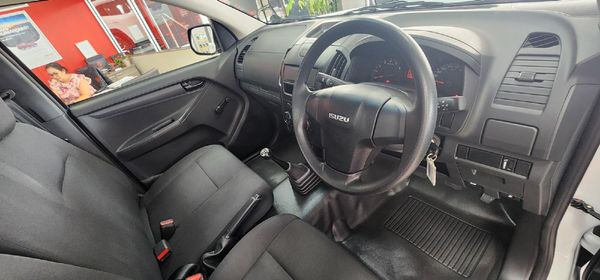 2026-Isuzu-D-Max-250C-Single-Cab image:18