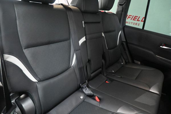 2026-Toyota-Land-Cruiser-300-V6-33D-GR-S image:9
