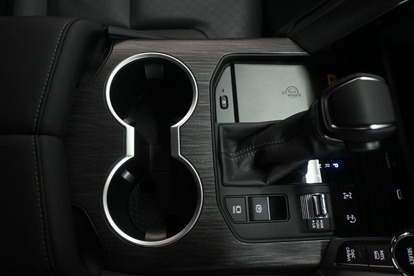 2026-Toyota-Land-Cruiser-300-V6-33D-GR-S image:14
