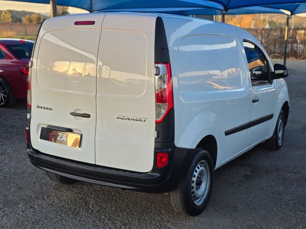 2015-Renault-Kangoo-16i-Express-Panel-Van image:3