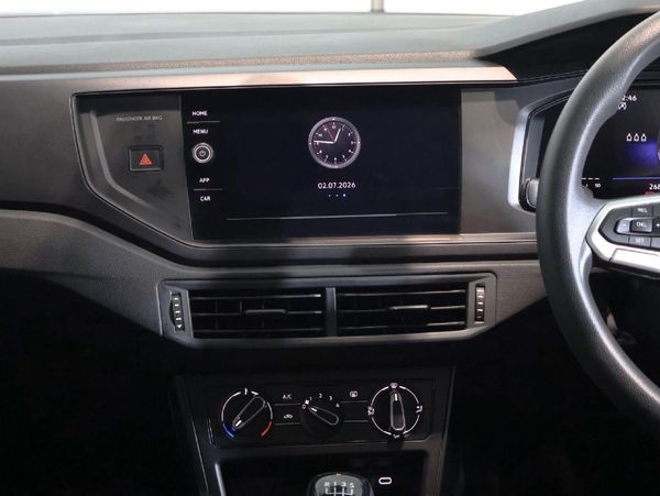 2022-Volkswagen-Polo-10-TSI image:16