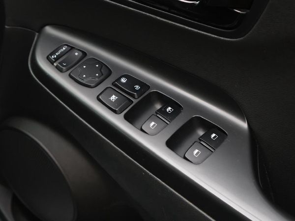2019-Hyundai-Kona-20-Executive-Auto image:19