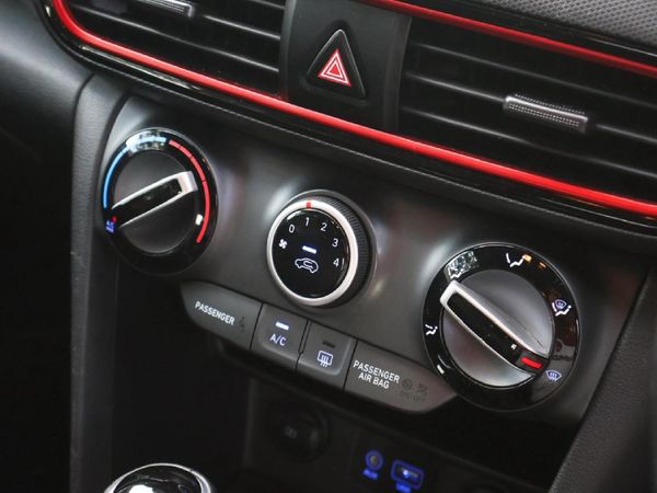 2019-Hyundai-Kona-20-Executive-Auto image:26