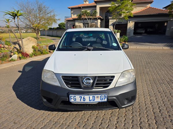 2016-Nissan-NP200-16-AC-Safety-Pack image:2