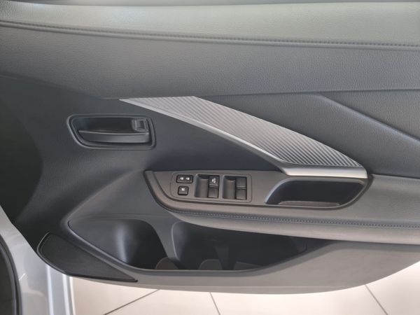 2026-Mitsubishi-Xpander-15-MY26-MT image:8