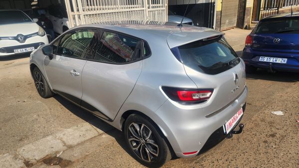2018-Renault-Clio-IV-900T-Dynamique-5-dr-66kW image:10