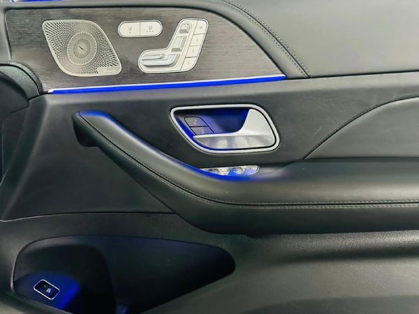 2021-Mercedes-AMG-GLE-63-S-AMG-Coupe-4Matic image:9