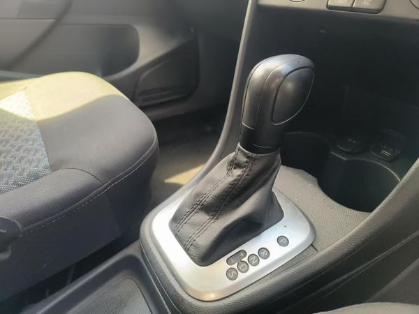 2025-Volkswagen-Polo-Vivo-16-Life image:16