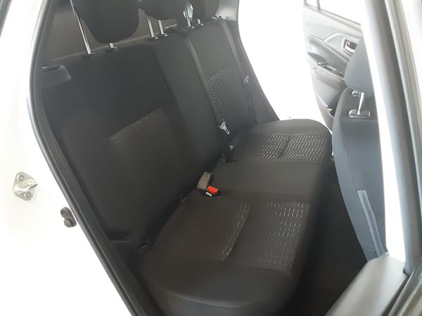 2025-Suzuki-Swift-12-GL-Auto image:10