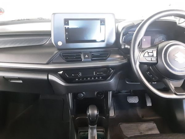 2025-Suzuki-Swift-12-GL-Auto image:7