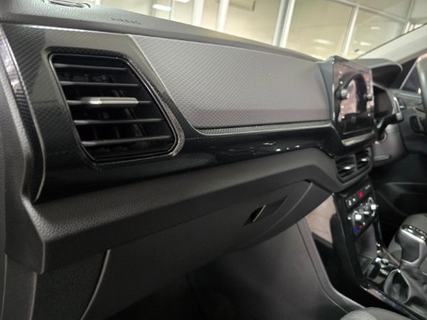 2025-Volkswagen-T-Cross-10-TSI-Life-Auto image:9