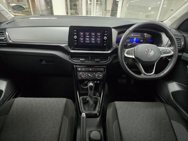 2025-Volkswagen-T-Cross-10-TSI-Life-Auto image:11