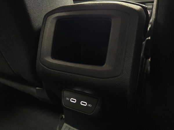 2025-Volkswagen-T-Cross-10-TSI-Life-Auto image:13