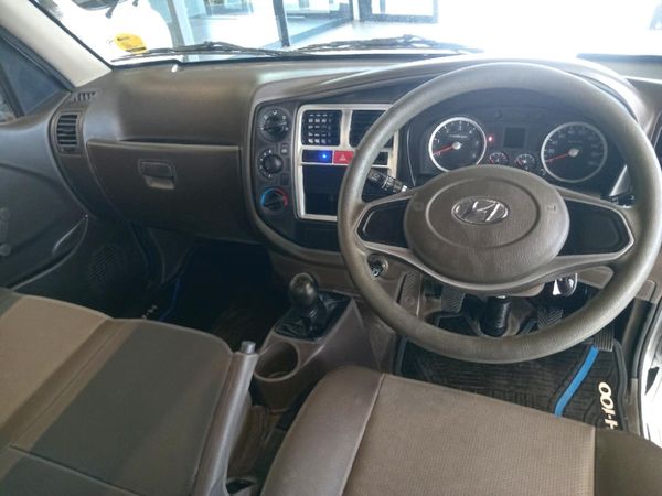 2026-Hyundai-H100-Bakkie-26D-Dropside image:4