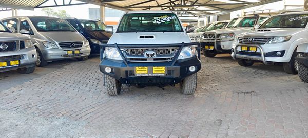 2010-Toyota-Hilux-30-D-4D-Raider-4x4-Double-Cab image:1