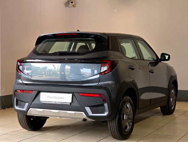 2026-Mahindra-XUV-3XO-12T-MX2-Auto image:18