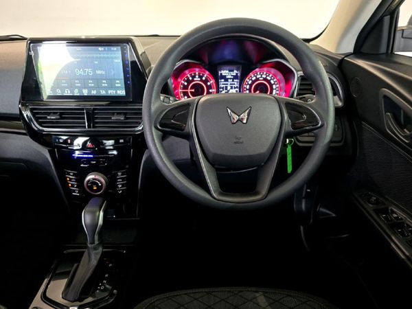 2026-Mahindra-XUV-3XO-12T-MX2-Auto image:1