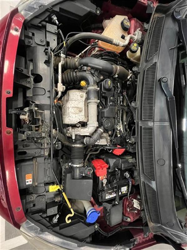 2016-Ford-Figo-15-TDCi-Ambiente-5-dr image:9