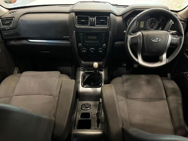 2023-Mahindra-Pik-Up-22-mHawk-S6-4x4-Double-Cab image:9