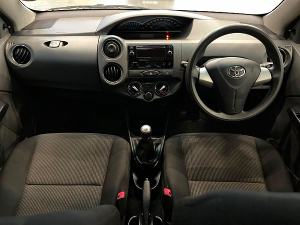 2016-Toyota-Etios-15-XS-5-dr image:9