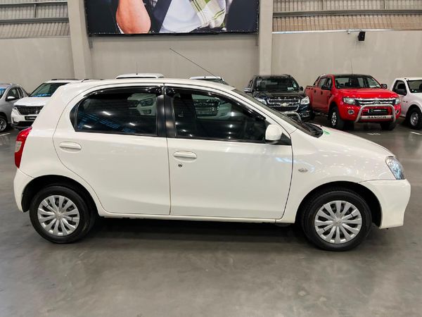 2016-Toyota-Etios-15-XS-5-dr image:1