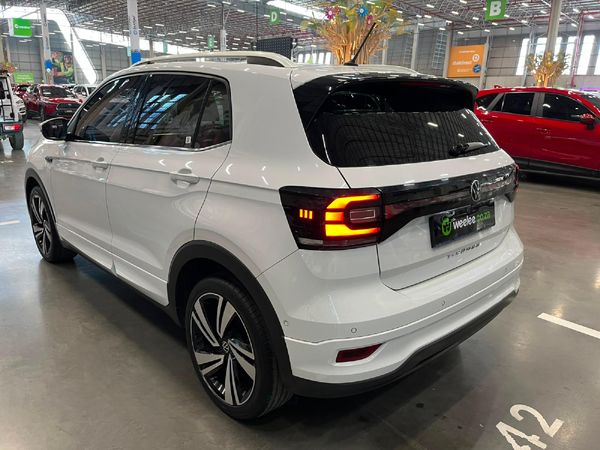 2022-Volkswagen-T-Cross-15-TSI-R-Line-Auto image:4