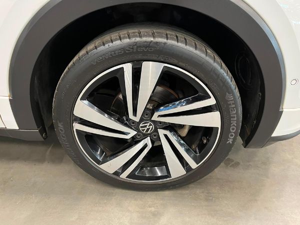2022-Volkswagen-T-Cross-15-TSI-R-Line-Auto image:7