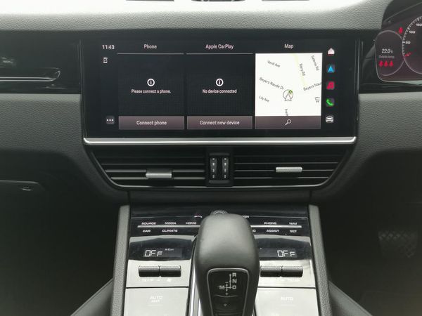 2022-Porsche-Cayenne-Coupe image:8