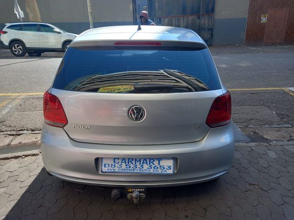 2014-Volkswagen-Polo-6-Hatchback image:5
