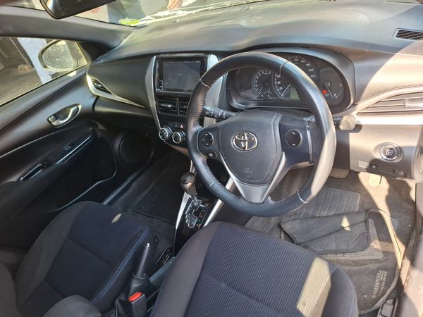 2019-Toyota-Yaris-15-XS-Auto-5-dr image:9