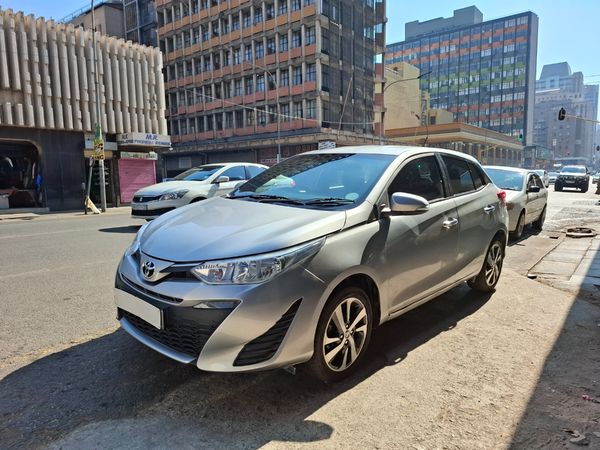 2019-Toyota-Yaris-15-XS-Auto-5-dr image:1