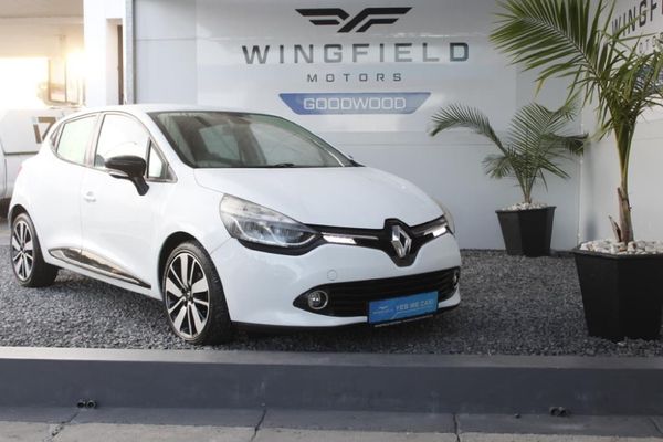 2013-Renault-Clio-IV-900T-Dynamique-5-dr-66kW image:5