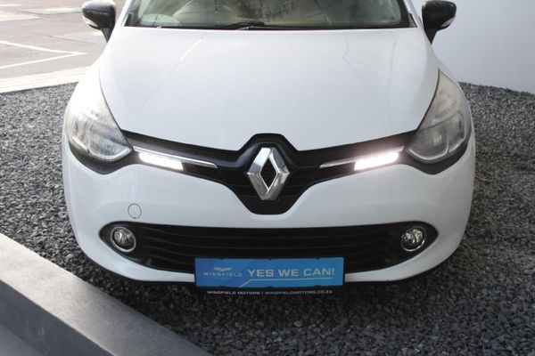 2013-Renault-Clio-IV-900T-Dynamique-5-dr-66kW image:7