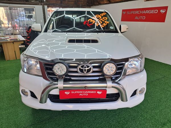 2013-Toyota-Hilux-30-D-4D-Raider-4x4-Auto-Double-Cab image:1