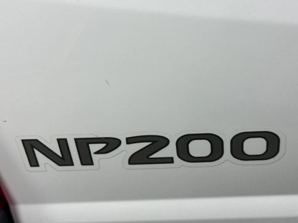2022-Nissan-NP200-16-AC-Safety-Pack image:8