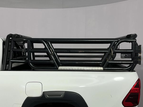 2022-Toyota-Hilux-28-GD-6-Raised-Body-Legend-Auto-Extended-Cab image:8