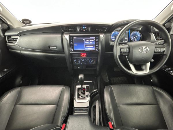 2023-Toyota-Fortuner-24-GD-6-Raised-Body-Auto image:1