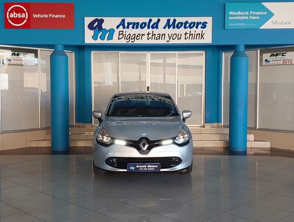 2016-Renault-Clio-IV-900T-Blaze-Limited-Edition-5-dr-66kW image:3