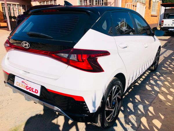 2025-Hyundai-i20-12-Executive image:4