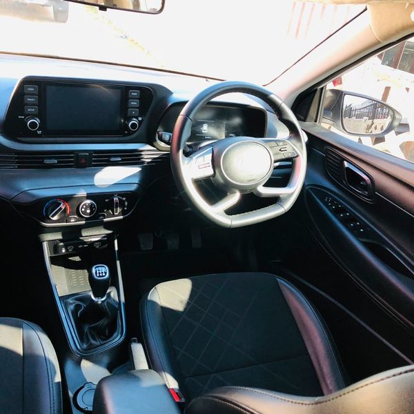 2025-Hyundai-i20-12-Executive image:7