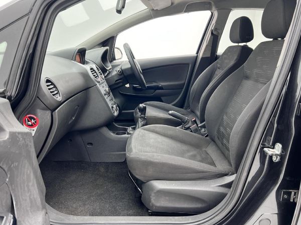 2014-Opel-Corsa-14T-Enjoy-5-dr image:6
