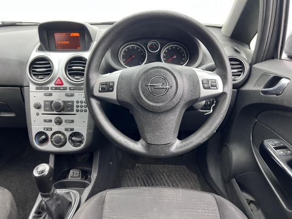 2014-Opel-Corsa-14T-Enjoy-5-dr image:8