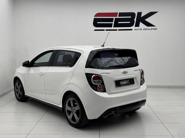 2014-Chevrolet-Sonic-14T-RS-Hatch image:3