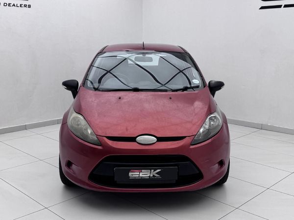 2010-Ford-Fiesta-14i-Ambiente-5-dr image:1