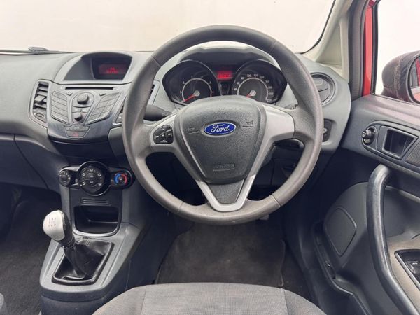 2010-Ford-Fiesta-14i-Ambiente-5-dr image:8