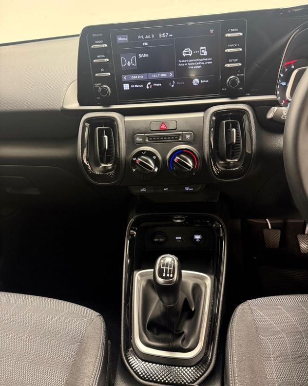 2022-Kia-Sonet-15-EX image:9