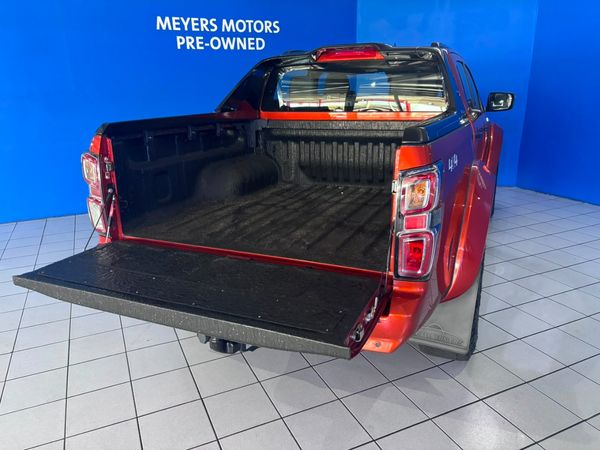 2025-Isuzu-D-Max-30-TD-AT35-4x4-Auto-Double-Cab image:10