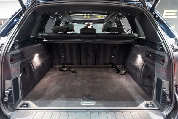 2022-BMW-X5-xDrive30d-M-Sport image:10