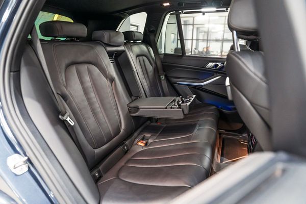 2022-BMW-X5-xDrive30d-M-Sport image:23